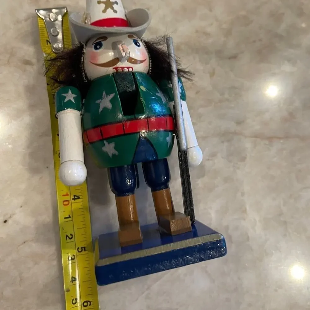 Nutcracker Sheriff cowboy soldier Christmas